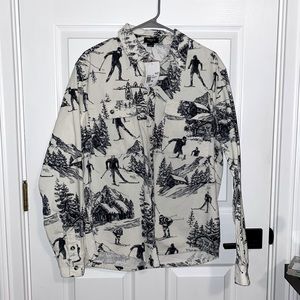 Forever 21 Ski Print Men’s Button Up